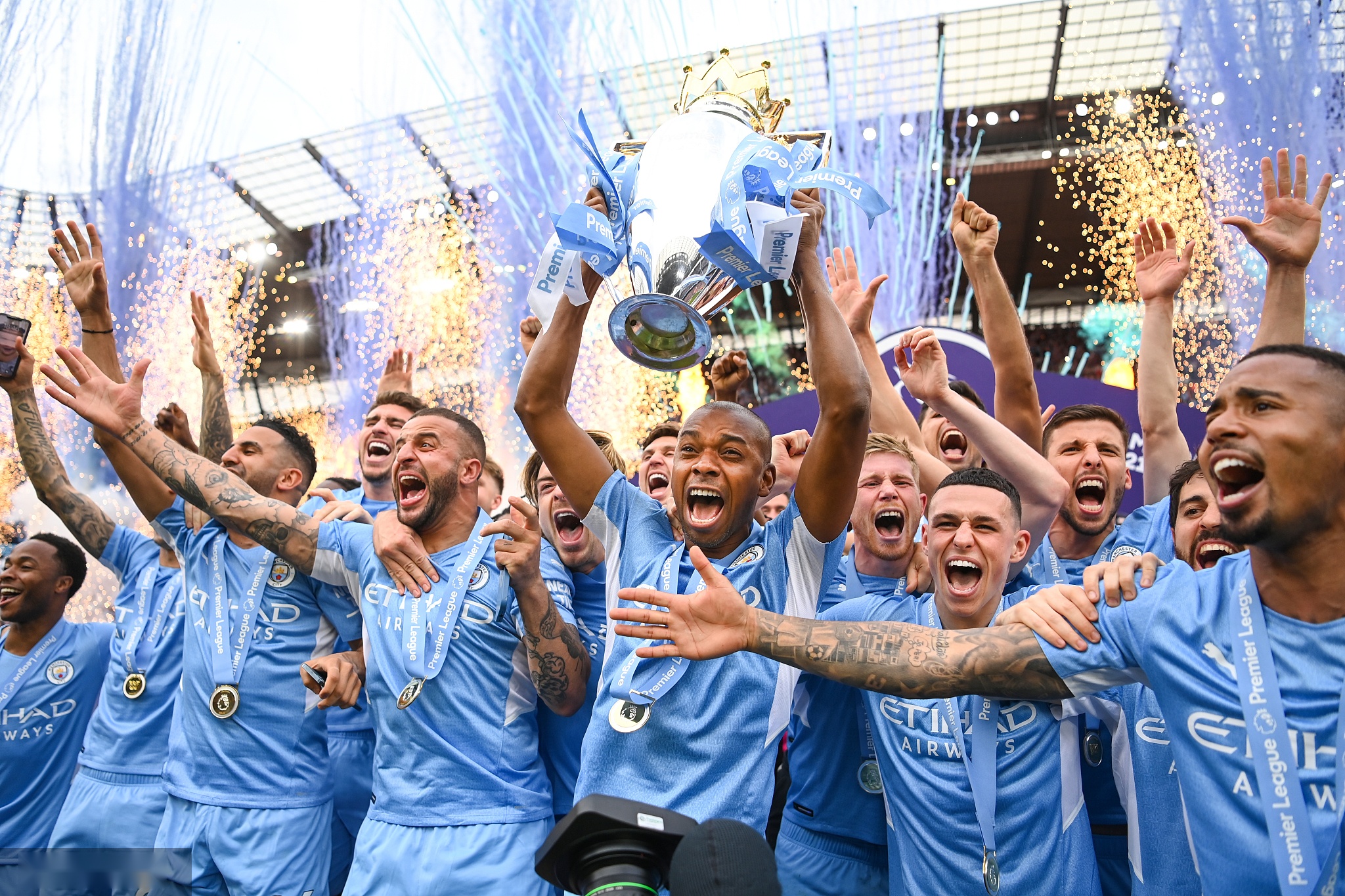 及和发展背 及和发展背