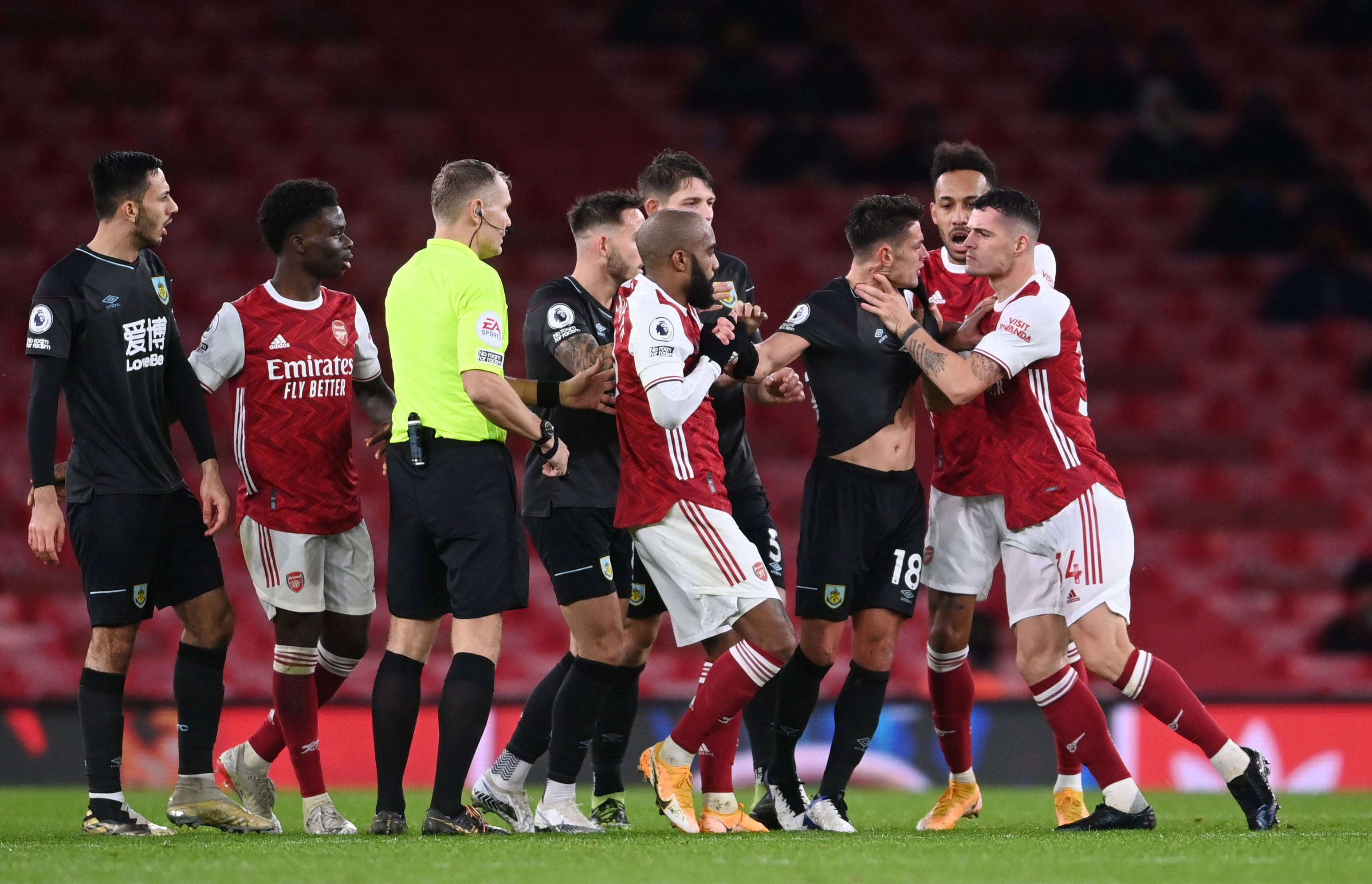 樣以體能與 樣以體能與